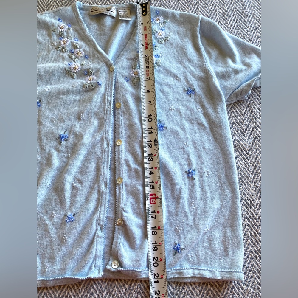Carolyn Taylor Preppy 90’s Embroidered Floral Breathable Button Spring Cardigan - Picture 10 of 13